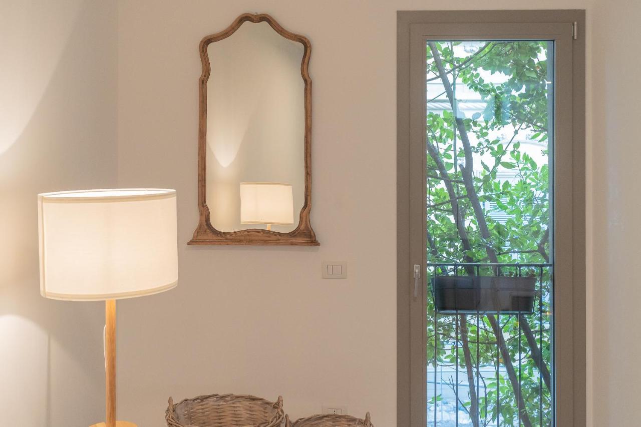 Ginepro & Salvia Apartments In Como By Rent All コモ エクステリア 写真